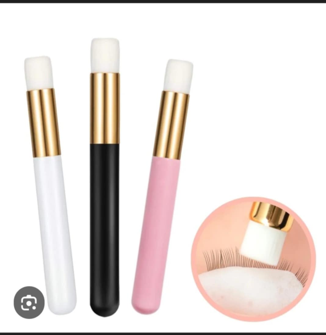 Eyelash Extension Shampoo Brush